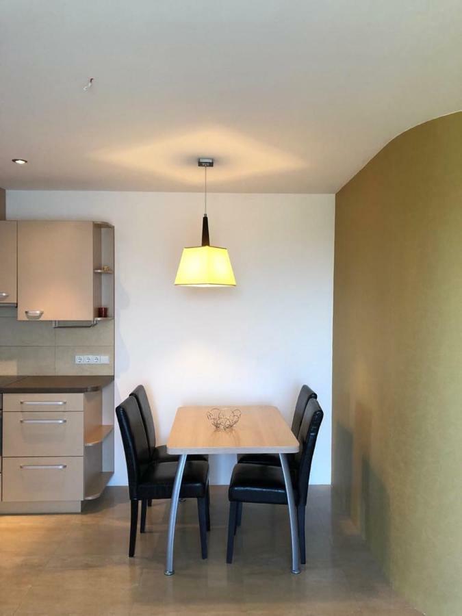 Three-Room Holiday Apartment Palanga Exterior foto